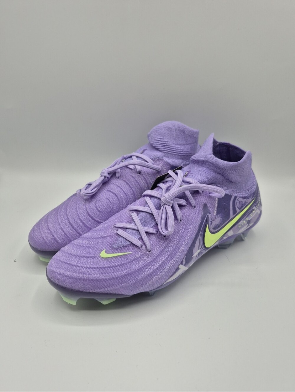 Nike Phantom Luna II Elite FG NU1 Purple Agate Barely Volt HF1600-500 Size 6.5
